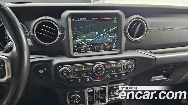 Jeep Wrangler 2019 — Photo 2/31
