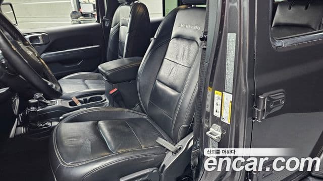 Jeep Wrangler 2019 — Photo 22/31
