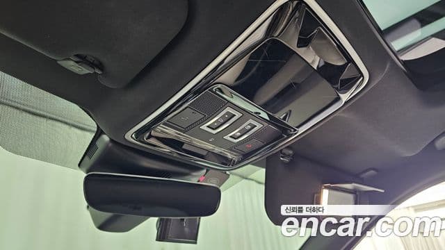 Land Rover Range Rover Velar 2019 — Şəkil 13/20