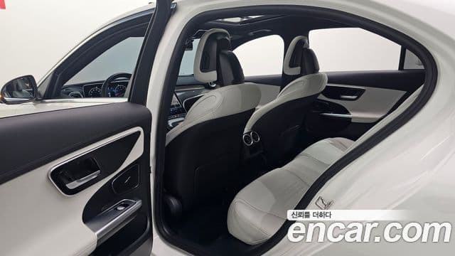 Mercedes-Benz C-Class 2022 — Şəkil 22/34