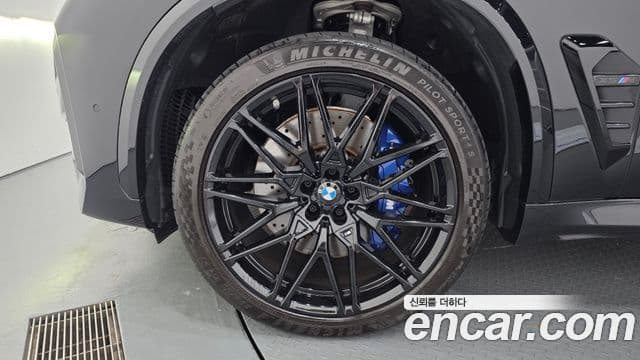 BMW X5M 2026 — Photo 2/20