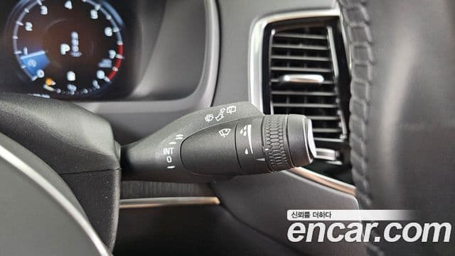 Volvo XC90 2021 — Photo 15/34