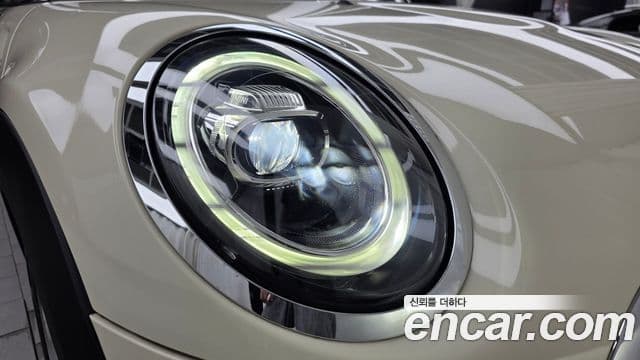 Mini Cooper 2018 — Şəkil 12/31