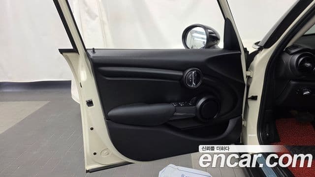 Mini Cooper 2018 — Şəkil 2/31