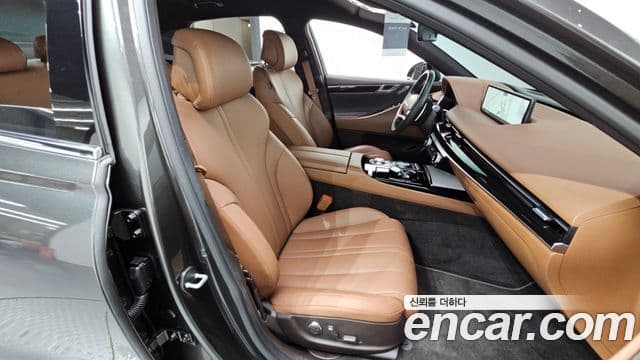 Genesis G80 2022 — ფოტო 29/33