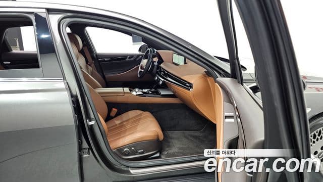 Genesis G80 2022 — ფოტო 31/33