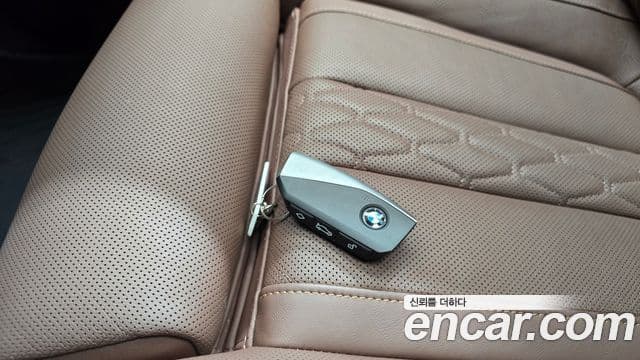 BMW X6 2025 — Фото 16/20