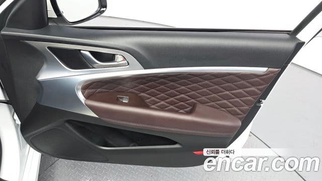 Genesis G70 2022 — ფოტო 14/33