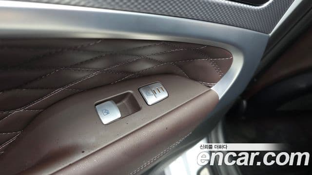 Genesis G70 2022 — ფოტო 9/33