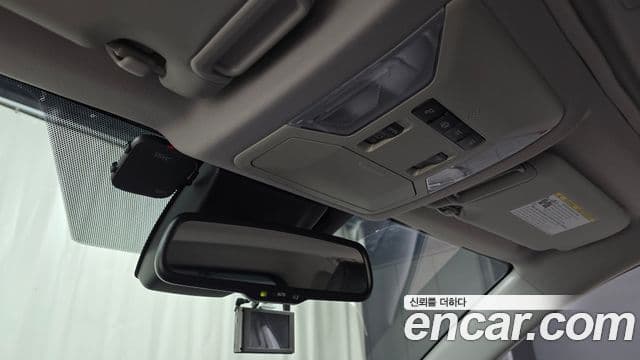 Toyota RAV4 2019 — Фото 19/20
