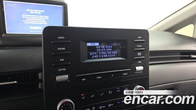 Hyundai Staria 2021 — Фото 15/20
