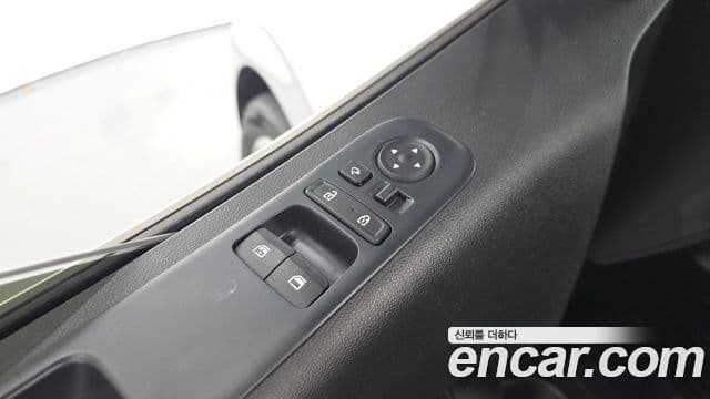 Hyundai Staria 2021 — Şəkil 17/31
