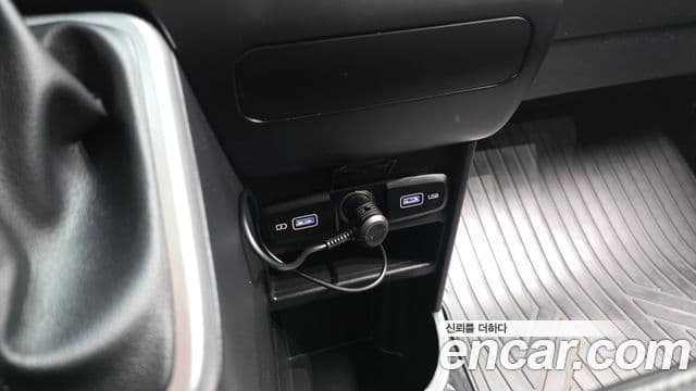 Hyundai Staria 2021 — Şəkil 7/31