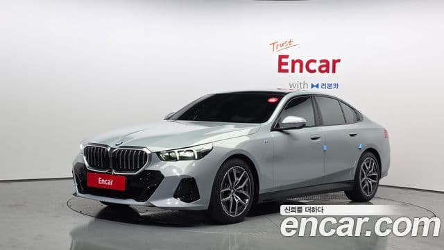 BMW 5 Series 2025 — Фото 1/20