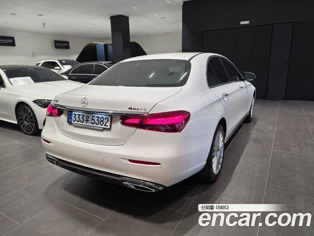 Mercedes-Benz E-Class 2023 — Şəkil 7/20