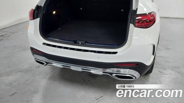 Mercedes-Benz GLC-Class 2024 — Фото 10/20