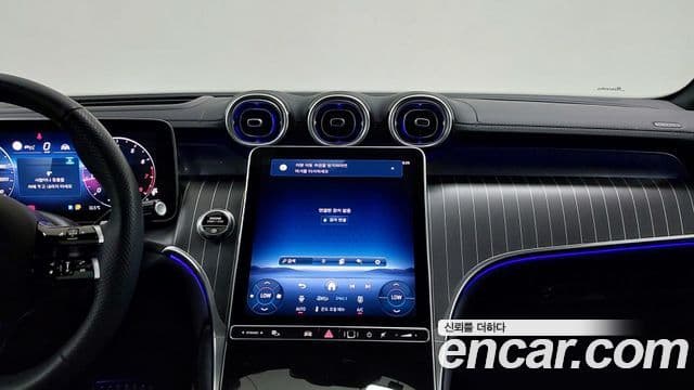 Mercedes-Benz GLC-Class 2024 — Фото 15/20