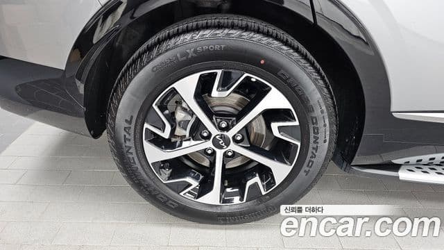 Kia Sportage 2024 — Фото 4/20