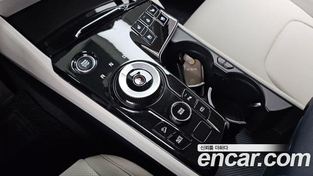 Kia Sportage 2024 — Фото 8/20