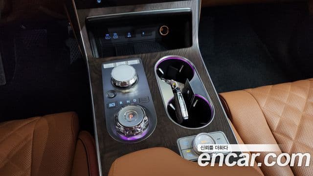 Genesis GV80 2024 — Photo 27/36