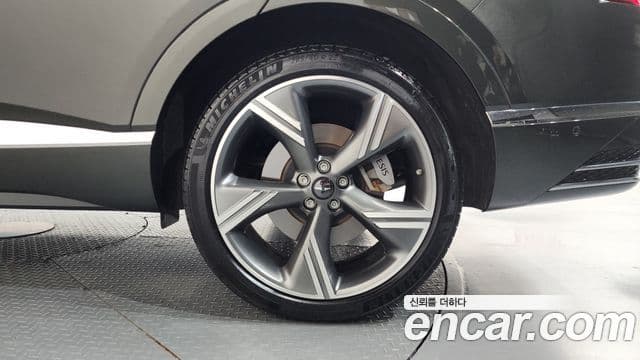 Genesis GV80 2024 — Photo 24/36