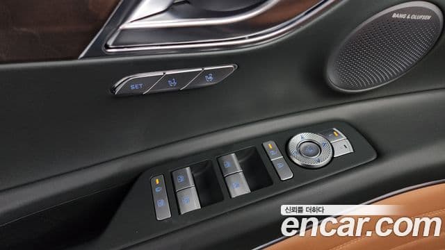 Genesis GV80 2024 — Photo 35/36