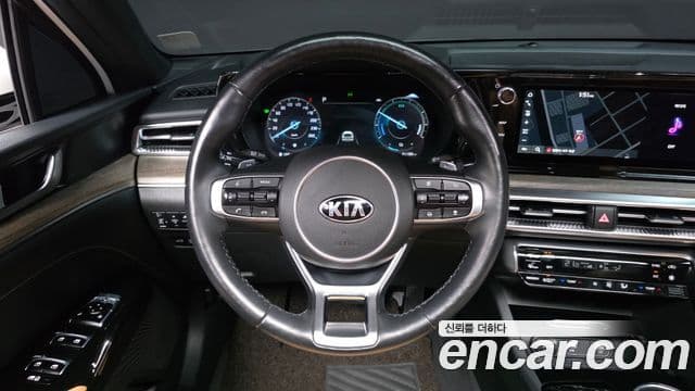 Kia K5 2021 — Фото 13/20
