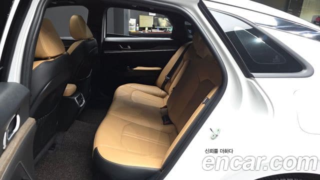 Kia K5 2021 — Photo 12/31