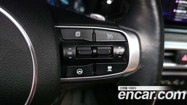 Kia K5 2021 — Photo 5/31