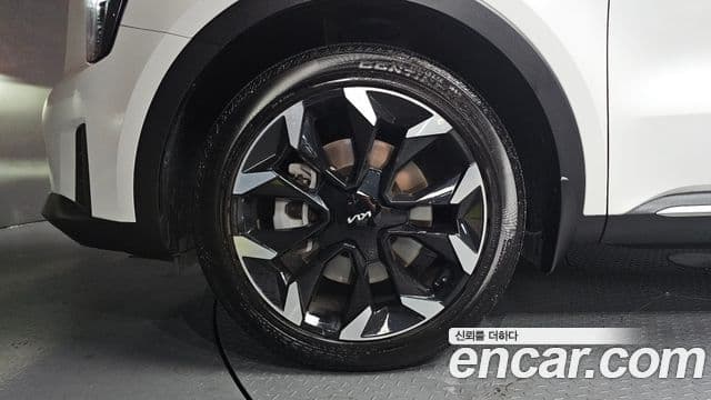 Kia Sorento 2025 — Фото 5/20