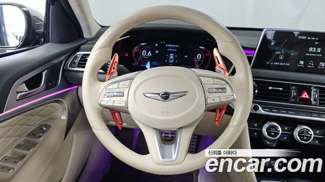 Genesis G70 2019 — Photo 15/20