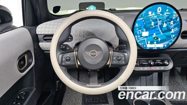 Mini Cooper S 2025 — Фото 13/20