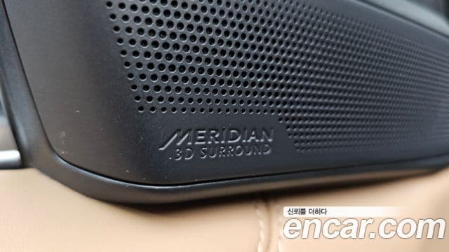 Land Rover Range Rover 2023 — Photo 4/37