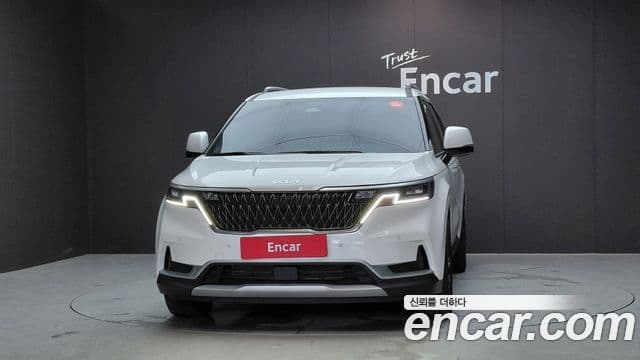 Kia Carnival 2022 — Фото 3/20