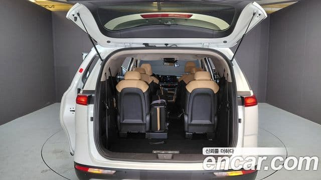 Kia Carnival 2022 — Фото 15/20