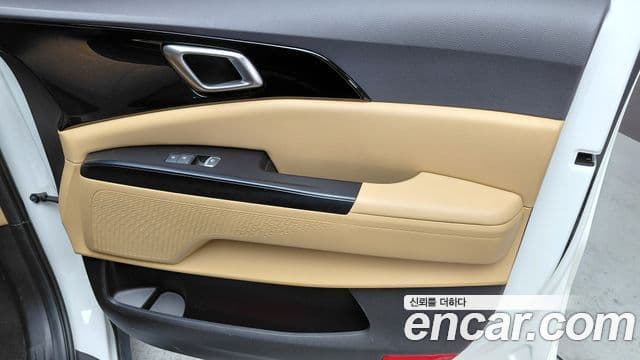 Kia Carnival 2022 — Şəkil 15/30