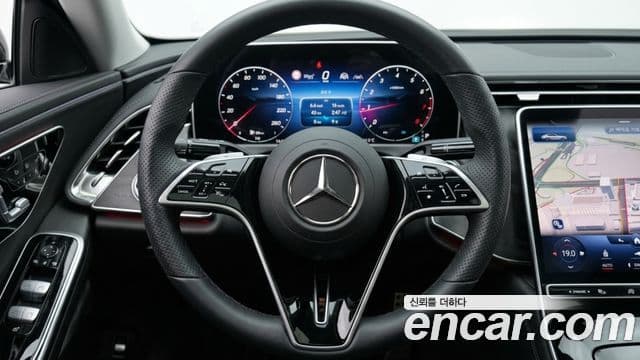 Mercedes-Benz E-Class 2024 — ფოტო 5/12