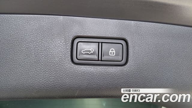 Genesis GV80 2021 — Photo 19/31