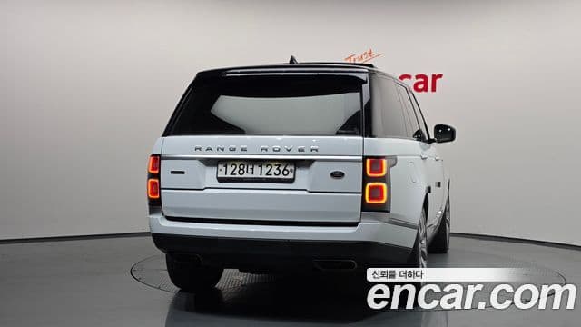 Land Rover Range Rover 2020 — Фото 4/20