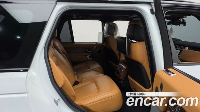 Land Rover Range Rover 2020 — Фото 12/20