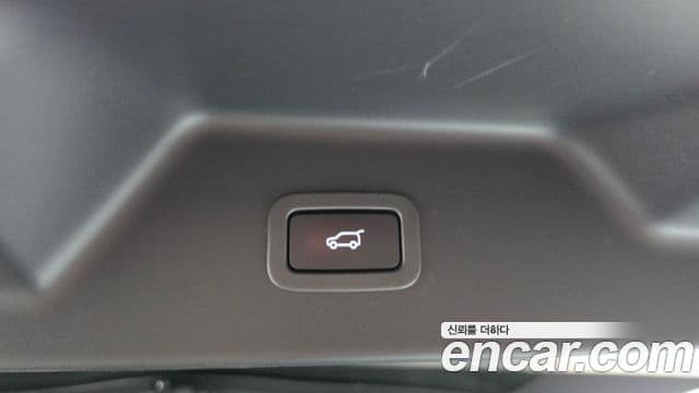 Land Rover Range Rover 2020 — Photo 8/42