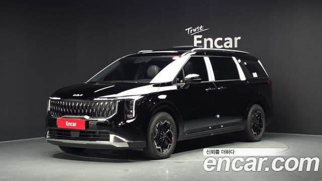 Kia Carnival 2025 — Фото 1/20