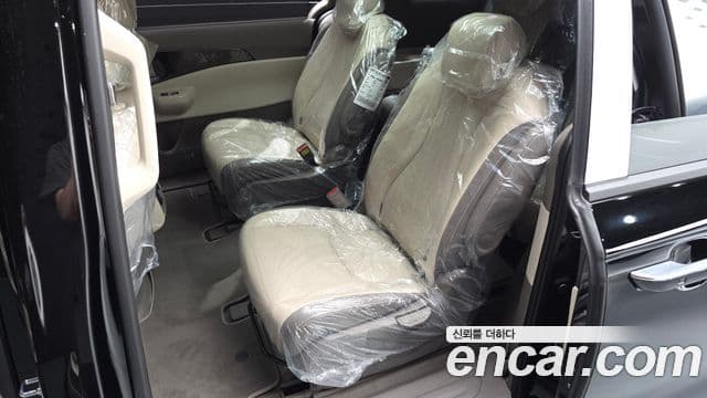Kia Carnival 2025 — Фото 12/20