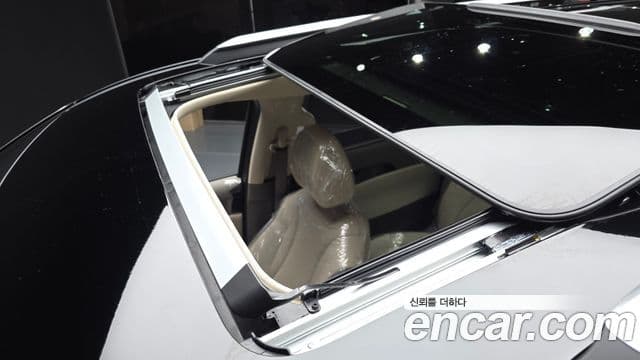 Kia Carnival 2025 — Фото 19/20