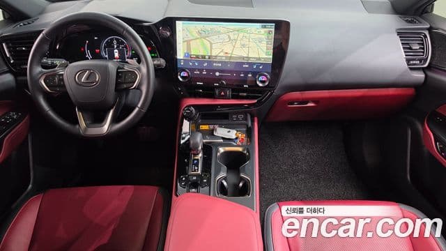 Lexus NX350h 2024 — ფოტო 28/34