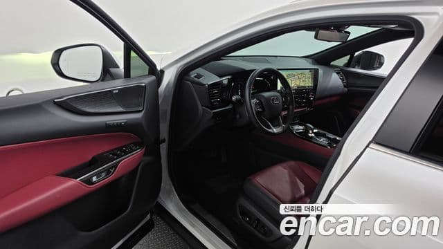 Lexus NX350h 2024 — ფოტო 9/34