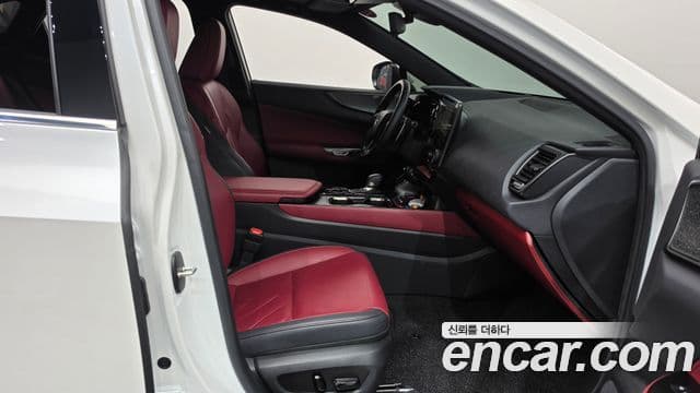 Lexus NX350h 2024 — ფოტო 14/34