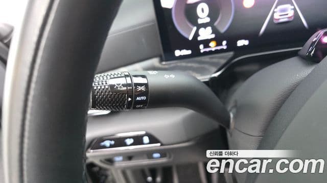 Genesis GV80 2025 — Photo 35/36