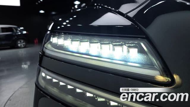 Genesis GV80 2025 — Photo 28/36