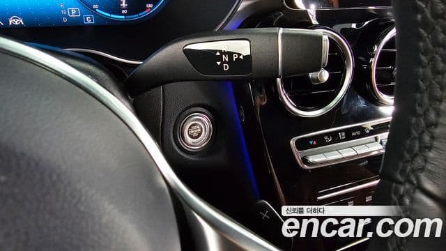 Mercedes-Benz GLC-Class 2021 — ფოტო 11/20